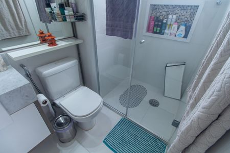 Apartamento à venda com 102m², 3 quartos e 2 vagas Apartamento à venda com 102m², 3 quartos e 2 vagasBanheiro da Suíte