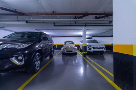 Apartamento à venda com 102m², 3 quartos e 2 vagas Apartamento à venda com 102m², 3 quartos e 2 vagasVaga 2