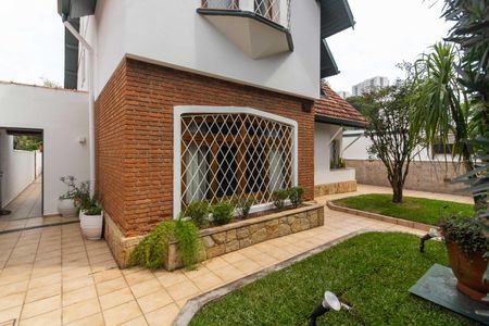 Casa à venda com 300m², 4 quartos e 2 vagasGaragem
