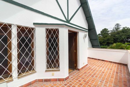 Casa à venda com 300m², 4 quartos e 2 vagasQuarto 1 - Suíte Varanda