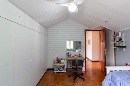 Casa à venda com 300m², 4 quartos e 2 vagasQuarto 2