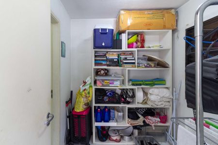 Casa à venda com 300m², 4 quartos e 2 vagasQuarto de Serviço 1