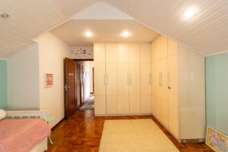 Casa à venda com 300m², 4 quartos e 2 vagasQuarto 3