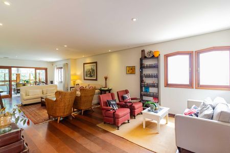 Casa à venda com 300m², 4 quartos e 2 vagasSala Principal