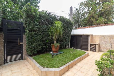 Casa à venda com 300m², 4 quartos e 2 vagasQuintal
