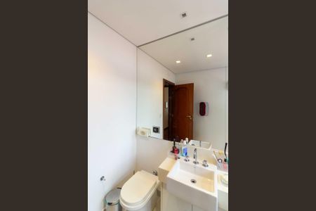 Casa à venda com 300m², 4 quartos e 2 vagasBanheiro Social