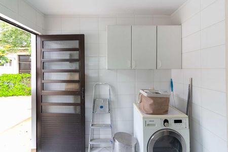 Casa à venda com 300m², 4 quartos e 2 vagasQuarto de Serviço 1