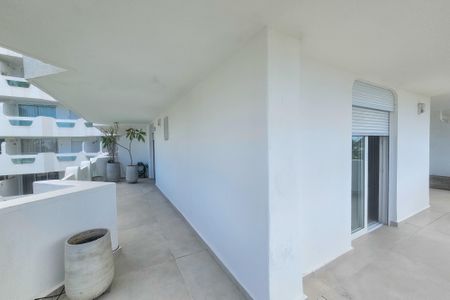 Varanda de apartamento para alugar com 2 quartos, 96m² em Praia Tombo, Guarujá