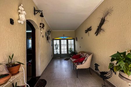 Casa para alugar com 200m², 4 quartos e 4 vagas Casa para alugar com 200m², 4 quartos e 4 vagasQuintal