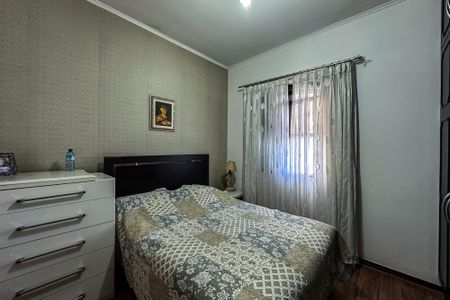 Casa para alugar com 200m², 4 quartos e 4 vagas Casa para alugar com 200m², 4 quartos e 4 vagasQuarto 1