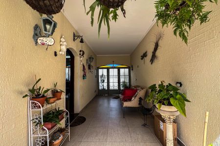 Casa para alugar com 200m², 4 quartos e 4 vagas Casa para alugar com 200m², 4 quartos e 4 vagasQuintal