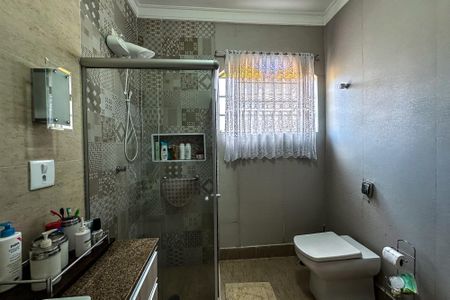 Casa para alugar com 200m², 4 quartos e 4 vagas Casa para alugar com 200m², 4 quartos e 4 vagasBanheiro