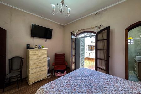 Casa para alugar com 200m², 4 quartos e 4 vagas Casa para alugar com 200m², 4 quartos e 4 vagasSuíte