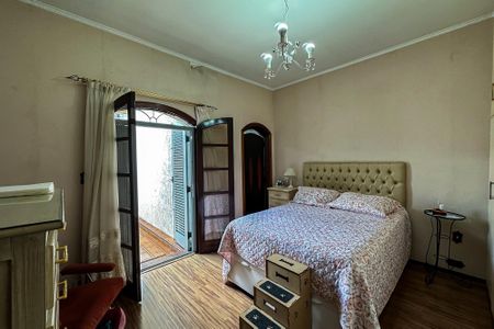 Casa para alugar com 200m², 4 quartos e 4 vagas Casa para alugar com 200m², 4 quartos e 4 vagasSuíte