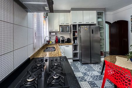Casa para alugar com 200m², 4 quartos e 4 vagas Casa para alugar com 200m², 4 quartos e 4 vagasCozinha