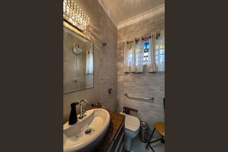 Casa para alugar com 200m², 4 quartos e 4 vagas Casa para alugar com 200m², 4 quartos e 4 vagasLavabo