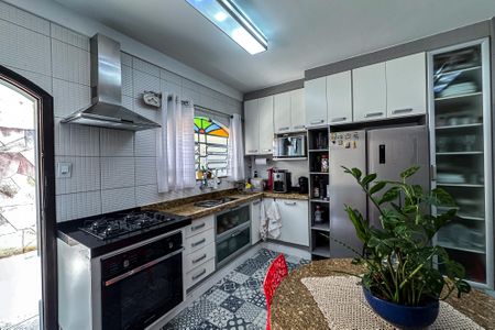 Casa para alugar com 200m², 4 quartos e 4 vagas Casa para alugar com 200m², 4 quartos e 4 vagasCozinha