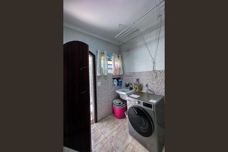 Casa para alugar com 200m², 4 quartos e 4 vagas Casa para alugar com 200m², 4 quartos e 4 vagasÁrea de Serviço