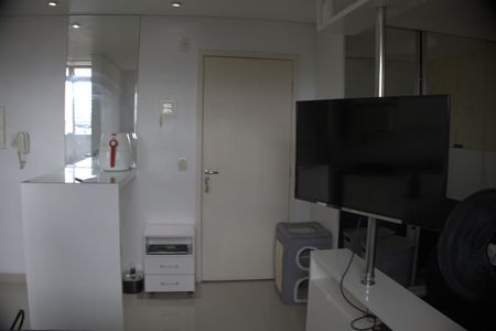 Sala de apartamento para alugar com 1 quarto, 40m² em Parque Independencia, São Paulo