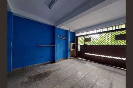 Casa para alugar com 230m², 3 quartos e 1 vaga Casa para alugar com 230m², 3 quartos e 1 vagaGaragem