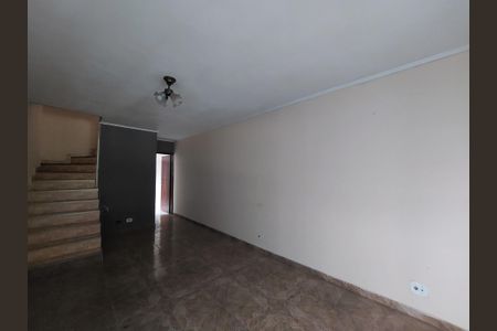 Casa para alugar com 230m², 3 quartos e 1 vaga Casa para alugar com 230m², 3 quartos e 1 vagaSala