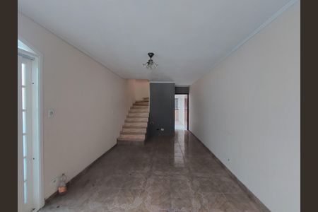 Casa para alugar com 230m², 3 quartos e 1 vaga Casa para alugar com 230m², 3 quartos e 1 vagaSala