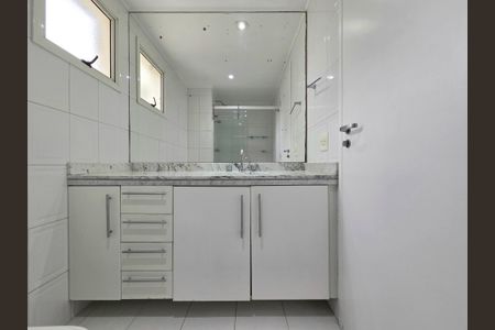 Apartamento à venda com 70m², 2 quartos e 1 vagaBanheiro da Suíte