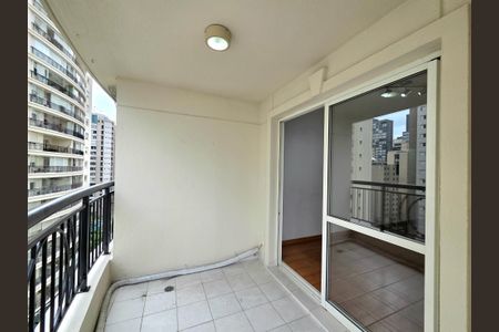 Apartamento à venda com 70m², 2 quartos e 1 vagaVaranda