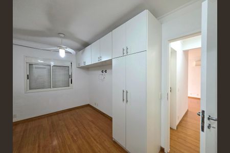 Apartamento à venda com 70m², 2 quartos e 1 vagaSuíte