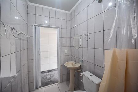 Casa para alugar com 188m², 2 quartos e 2 vagas Casa para alugar com 188m², 2 quartos e 2 vagasBanheiro