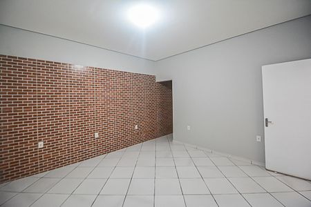 Casa para alugar com 188m², 2 quartos e 2 vagas Casa para alugar com 188m², 2 quartos e 2 vagasSala