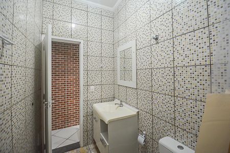 Casa para alugar com 188m², 2 quartos e 2 vagas Casa para alugar com 188m², 2 quartos e 2 vagasBanheiro 2