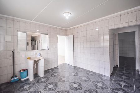 Casa para alugar com 188m², 2 quartos e 2 vagas Casa para alugar com 188m², 2 quartos e 2 vagasÁrea de serviço