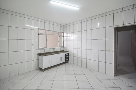 Casa para alugar com 188m², 2 quartos e 2 vagas Casa para alugar com 188m², 2 quartos e 2 vagasCozinha