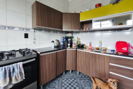 Casa à venda com 2m², 2 quartos e 2 vagas Casa à venda com 2m², 2 quartos e 2 vagasCozinha