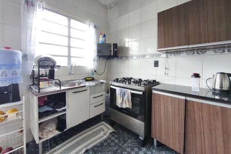Casa à venda com 2m², 2 quartos e 2 vagas Casa à venda com 2m², 2 quartos e 2 vagasCozinha