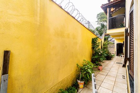 Casa à venda com 295m², 3 quartos e 5 vagasQuintal