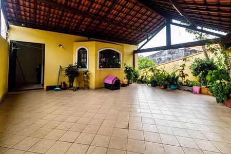 Casa à venda com 295m², 3 quartos e 5 vagasGaragem