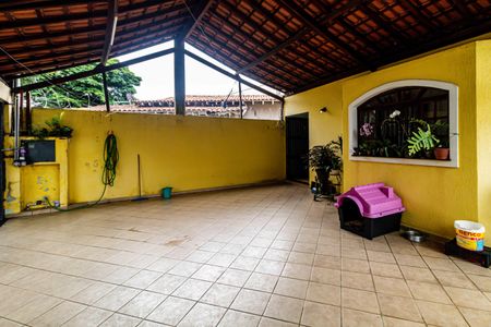 Casa à venda com 295m², 3 quartos e 5 vagasGaragem