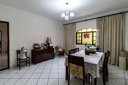 Casa à venda com 295m², 3 quartos e 5 vagasSala de  jantar