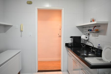 Apartamento à venda com 65m², 2 quartos e 1 vagaCozinha