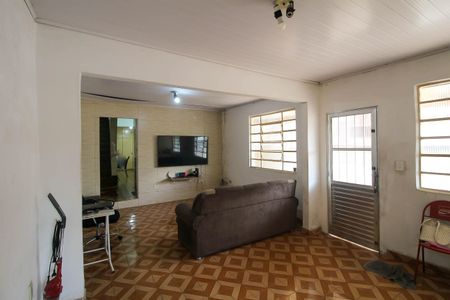 Sala de casa à venda com 3 quartos, 264m² em Vila Elze, São Paulo