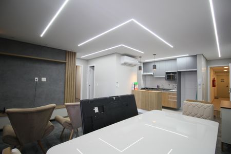 Apartamento para alugar com 69m², 2 quartos e 2 vagasSala