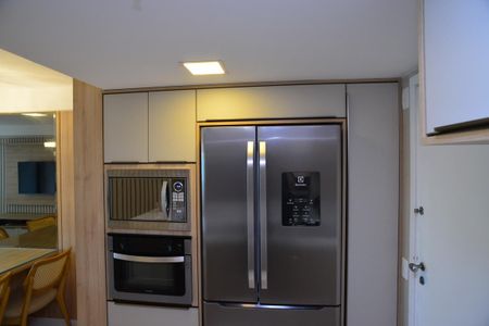 Apartamento para alugar com 80m², 2 quartos e 2 vagasCozinha