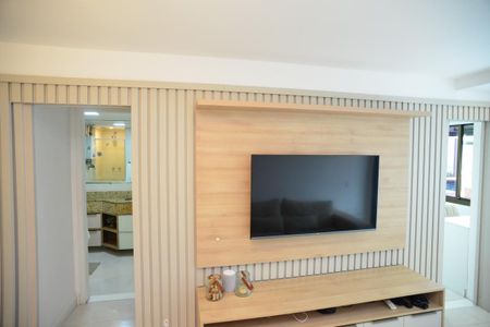 Sala de apartamento para alugar com 2 quartos, 80m² em Barra da Tijuca, Rio de Janeiro