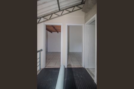 Casa à venda com 199m², 3 quartos e 4 vagas Casa à venda com 199m², 3 quartos e 4 vagasCorredor