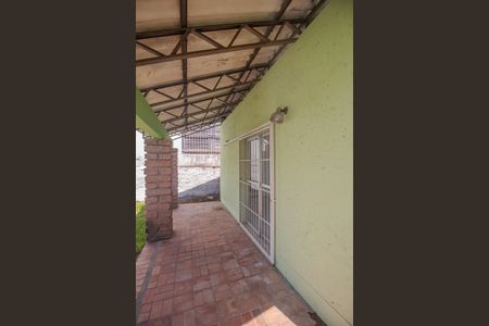 Casa à venda com 199m², 3 quartos e 4 vagas Casa à venda com 199m², 3 quartos e 4 vagasQuintal/Churrasqueira