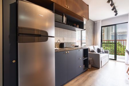 Cozinha de kitnet/studio à venda com 1 quarto, 28m² em Jardim das Acacias, São Paulo
