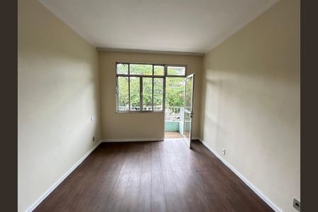 Sala de apartamento para alugar com 2 quartos, 80m² em Vila Valqueire, Rio de Janeiro