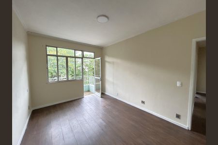 Sala de apartamento para alugar com 2 quartos, 80m² em Vila Valqueire, Rio de Janeiro